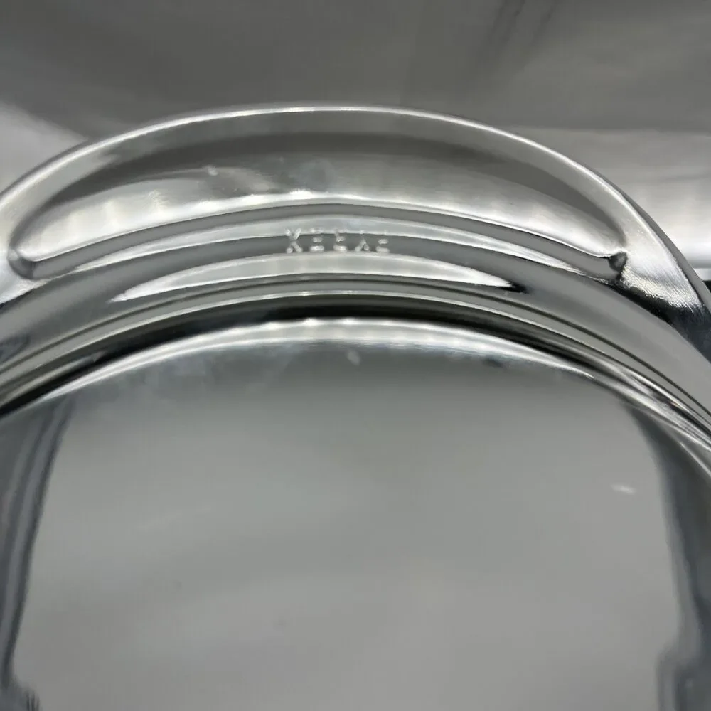 Vintage PYREX 1.5 Qt. Casserole #023 Baking Dish Bowl, Lid #683-C, Sealing Cips